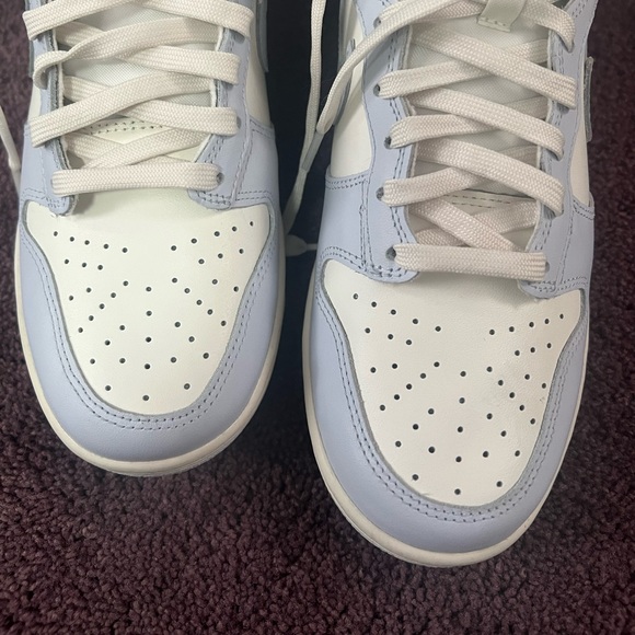 Nike Dunks - Picture 5 of 6